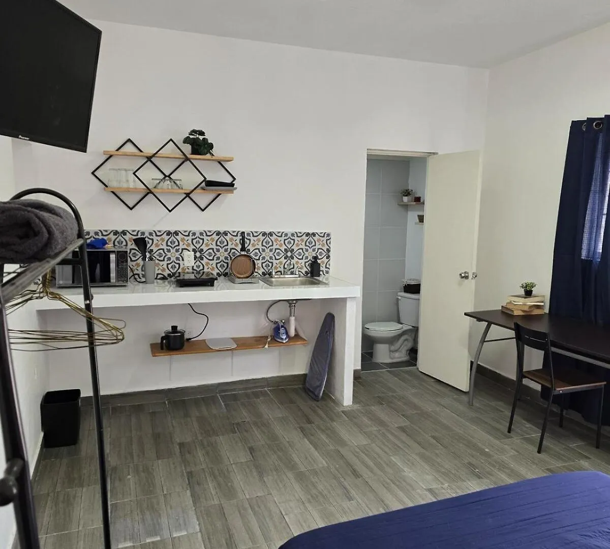 Apartment Loft Iteso Buganvilias Coca Cola Periferico Y Lopez Mateos Guadalajara Mexico